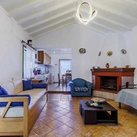 Nerissa Cottage - Skopelos Glossa Atheato Exterior foto